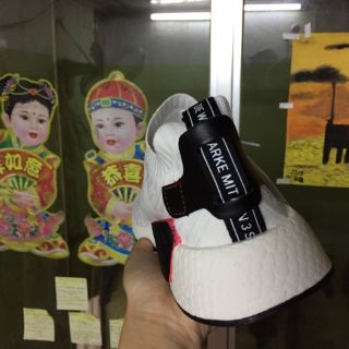 Giày NMD R2 Primeknit White Black