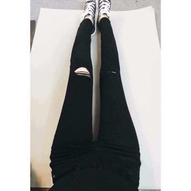 Quần Jeans Rách Gối