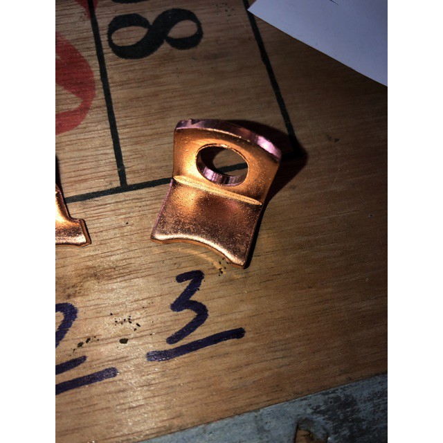 Tiếp điểm ô tô  huydai kia và nhiều xe khác nhau