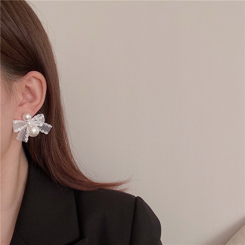 Đôi bông tai mạ bạc 925 đính ngọc trai giả xinh xắn cho nữ