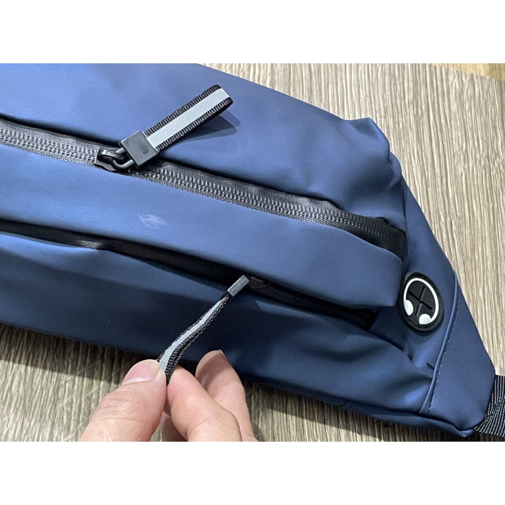 Túi đeo chéo VPC kiểu ngang bóng trơn S48 Shalla