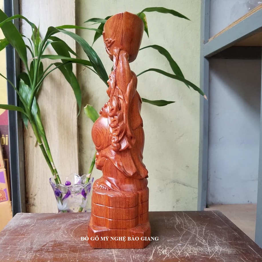 [GIA RE] Tượng phật di lặc dâng bát vàng bằng gỗ hương cao 40 cm