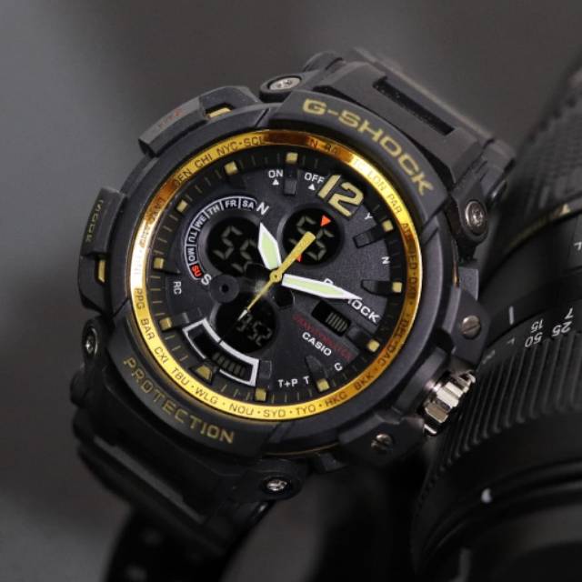 Đồng Hồ Bơi Chống Thấm Nước Casio Gshock GPW2000 - Viền Vàng Đen
