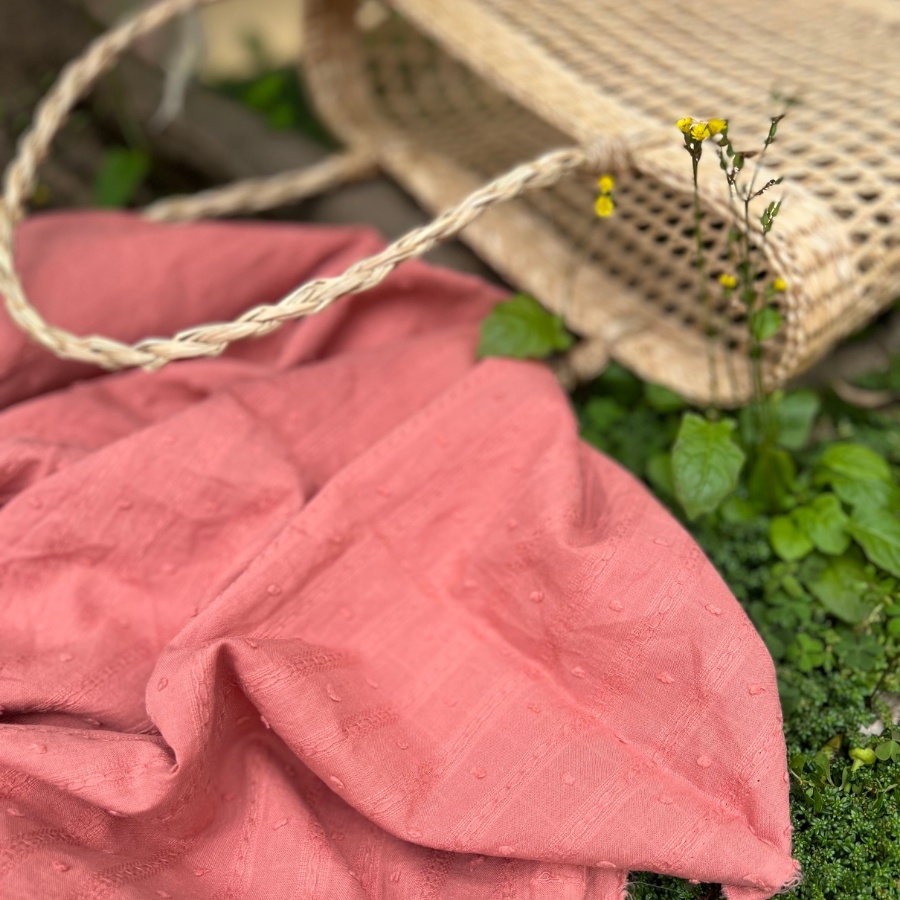 Vải thô kate màu Tiệm vải xinh Thanh chất liệu 100% cotton mềm, mát, thám hút mồ hôi tốt may váy, áo, đồ mẹ và bé