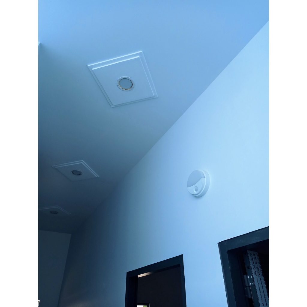 Đèn gắn tường cảm biến 15w Rạng Đông - GT16.PIR 180/15W