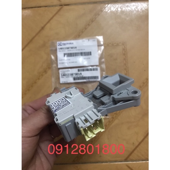 Công tắc cửa máy giặt Electrolux 10932 /12942 / 12732 / 12933 / 12935 / 12938 / 12022 / 14113 / 12853