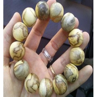 VÒNG ĐEO TAY GỖ TRẦM HƯƠNG XỨ QUẢNG