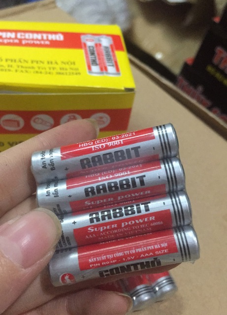4 viên pin đũa con thỏ 1,5 v AAA R03P
