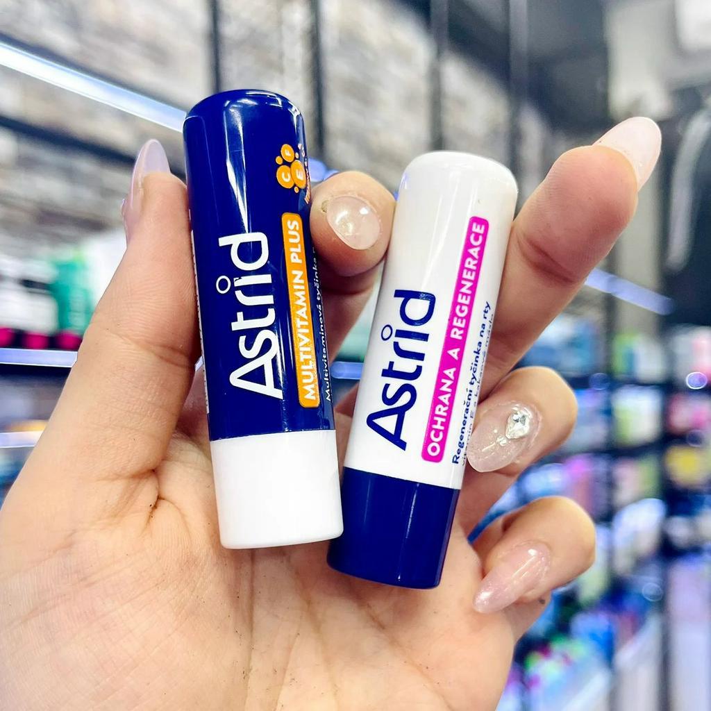 Son Dưỡng Môi Mỡ Hươu Astrid 4,7g