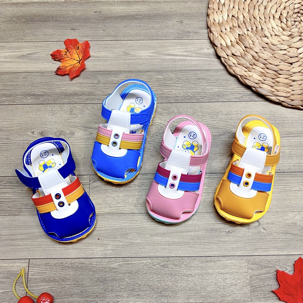 Sandal trẻ em mùa hè phối màu tươi tắn năng động mẫu mới cực hot - TT392