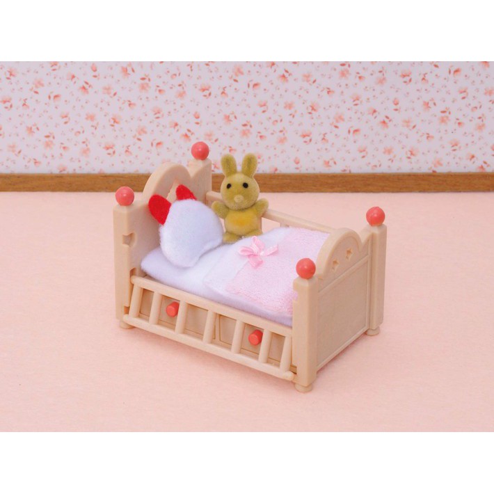 Đồ chơi Cũi và bộ chăn gối Sylvanian Families