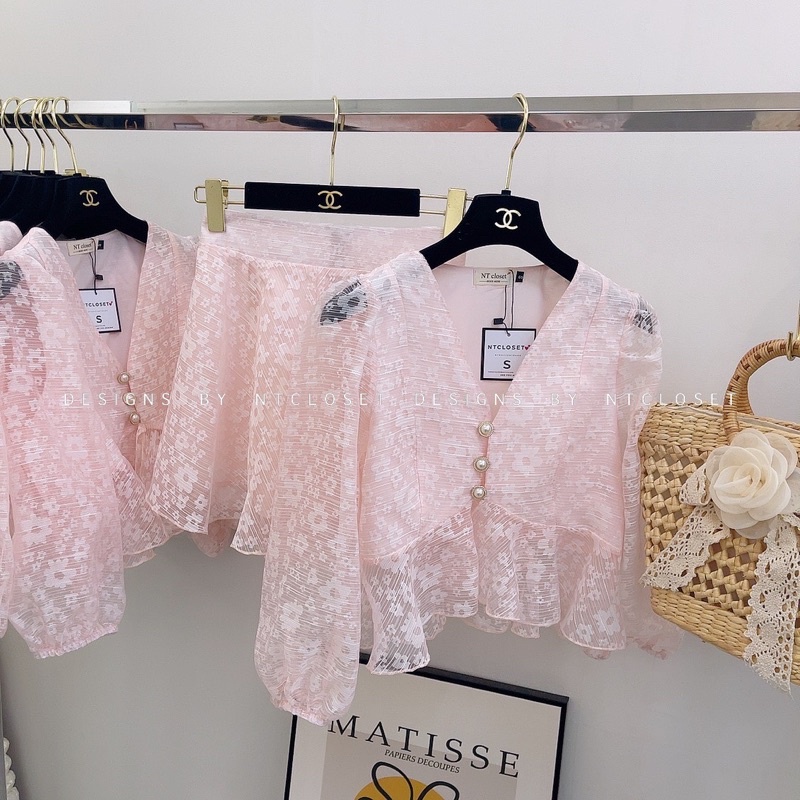 Set áo sơ mi peplum mix quần váy tơ hoa nt closet