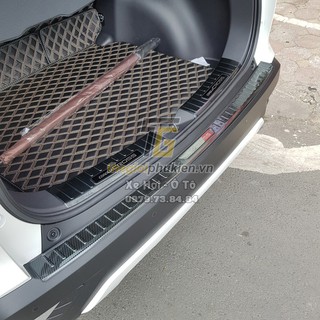 Ốp chống trầy cốp carbon, cacbon Toyota Crolla Cross – Bên ngoài