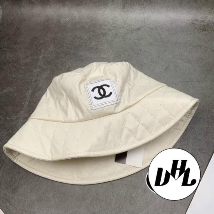Mũ Bucket Da Thêu Logo Vuông CC form cụp Thời Trang Nam Nữ Unisex