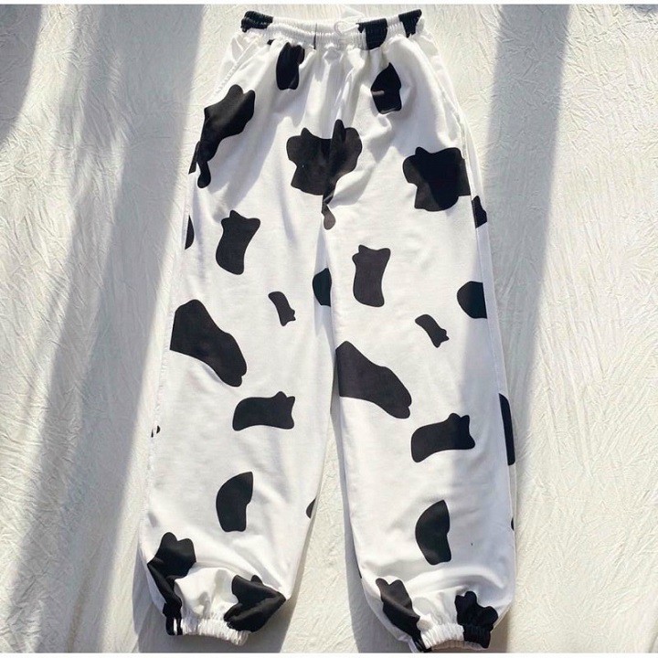 Set Đồ Bộ Áo Thun Tay Lỡ Bò Sữa + Quần Dài Jogger Cartoon Bò Sữa Unisex Nam Nữ | BigBuy360 - bigbuy360.vn