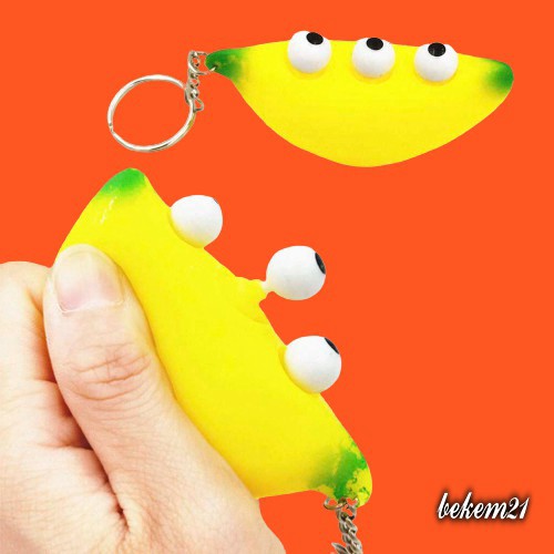 Gudetama squishy chuối bóp ra mặt cười