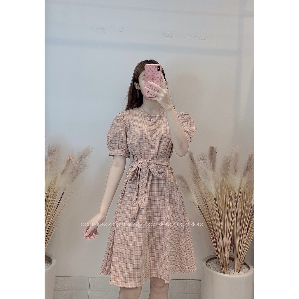 Đầm dáng xòe kẻ sọc
