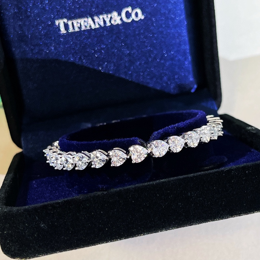 Vòng Tay Mạ Bạc S925 Đính Kim Cương Hình Trái Tim Sang Trọng Cho Nữ