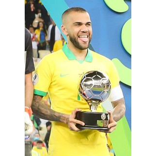 Dani Alves Quả Bóng Vàng - Ảnh treo tường cổ vũ bóng đá