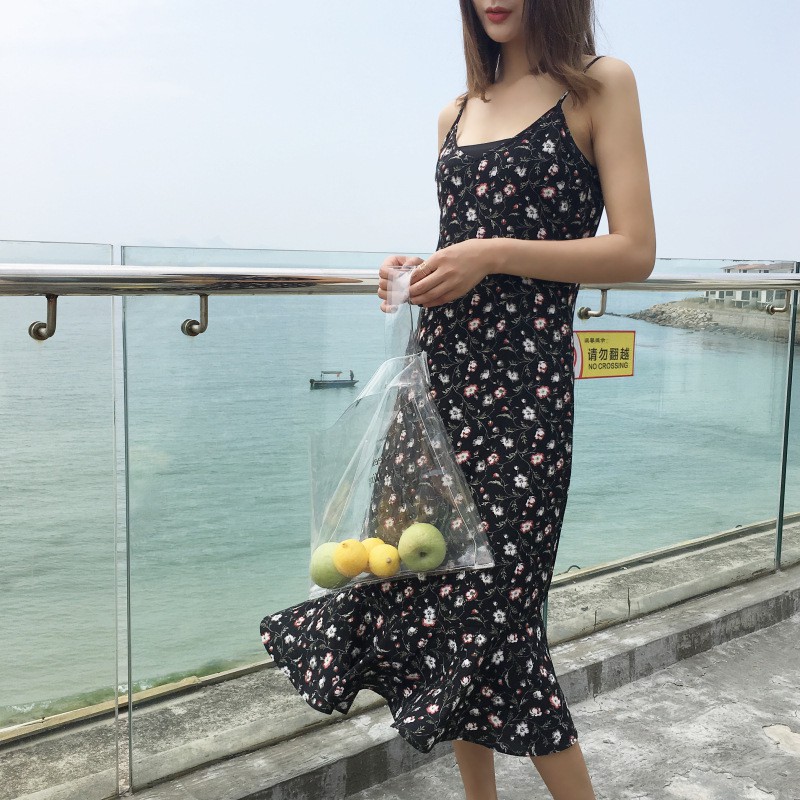 Đầm dài đi biển hai dây họa tiết bông