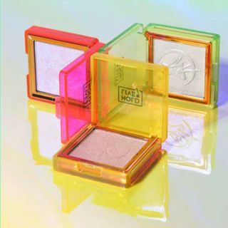 (Sẵn Hồng + Vàng) HOLD LIVE - Phấn bắt sáng Galaxy Glow Highlighter Hold Live
