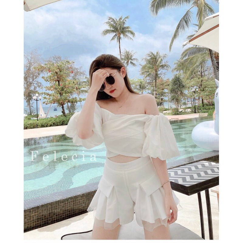 SET ÁO PEPLUM RỚT VAI TAY PHỒNG + SHORT PHỐI LƯỚI