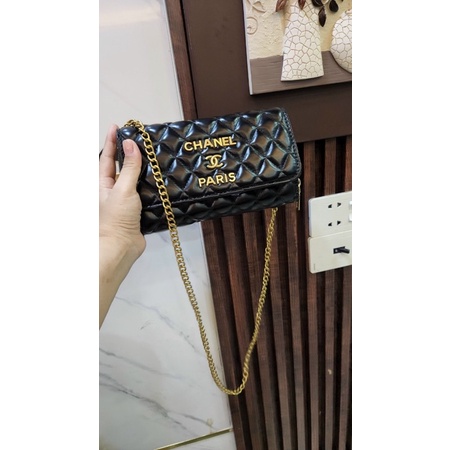 Ví cầm tay đeo chéo trần trám chữ nổi size 20