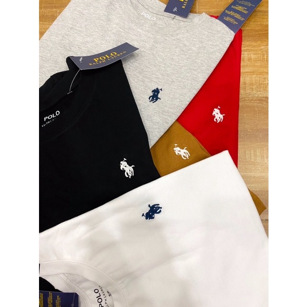 Áo thun polo trơn thêu