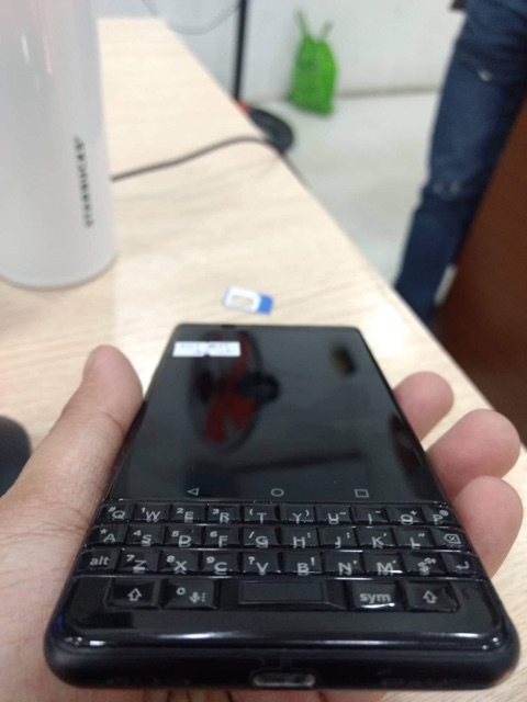 Blackberry Keyone Black Quốc Tế Ram 3GB/32GB ROM