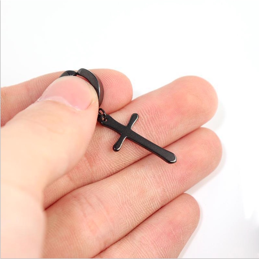 Khuyên tai nam dạng kẹp không cần bấm lỗ hình thánh giá siêu ngầu