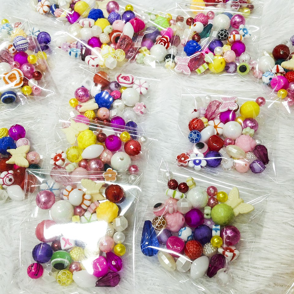 Combo gói hạt cườm nhựa nhiều màu đủ kiểu dáng dễ thương,bộ xỏ vòng cho bạn gái siêu cute