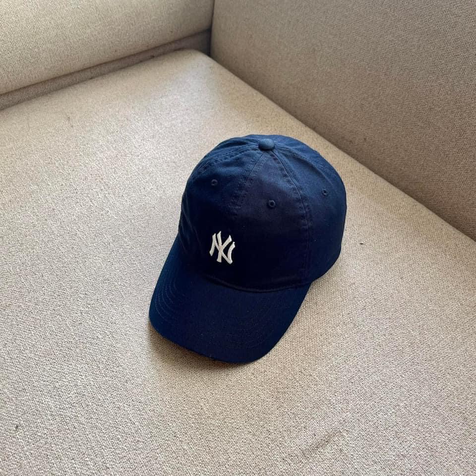 Nón lưỡi trai chính hãng