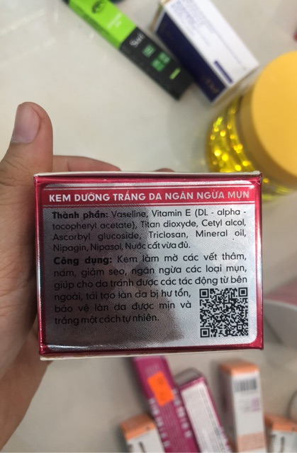 Kem bảo xinh Dưỡng Trắng Da Ngăn Ngừa Mụn 10g