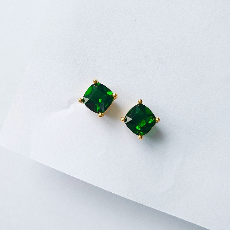 Bông Tai Mạ Vàng 18k Đính Ngọc Lục Bảo Phong Cách Cổ Điển