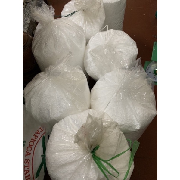 Hạt xốp trắng trang trí hộp quà, làm tuyết, hoặc cho vào gối lười | BigBuy360 - bigbuy360.vn