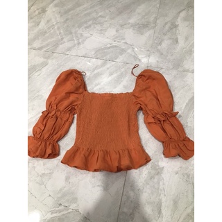Thanh lý áo bershka 50k