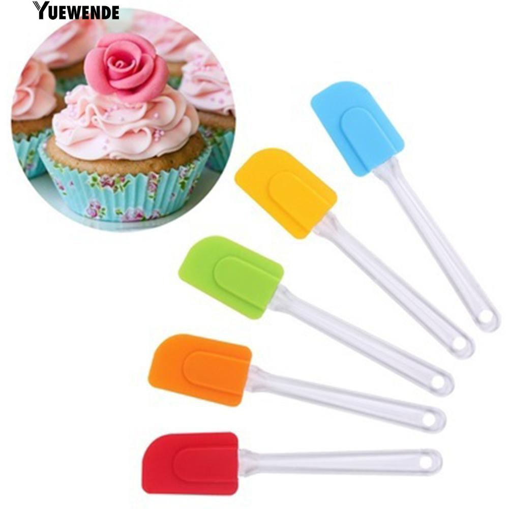 Thìa vét bột bằng silicone tiện dụng