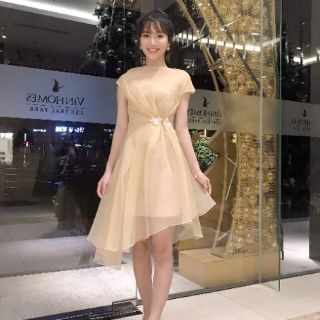 Đầm xòe đi tiệc cao cấp