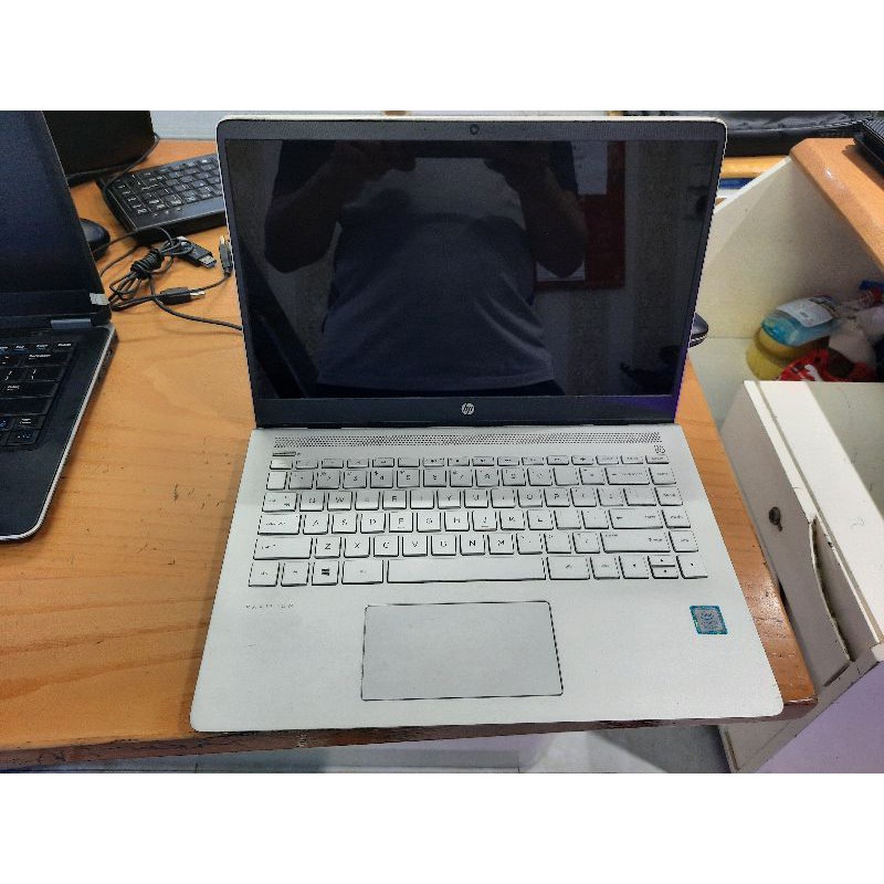 Laptop Hp 14 BF core i5 8250U,Ram 4g ,Ssd 128g Màn 14inch FullHD | BigBuy360 - bigbuy360.vn