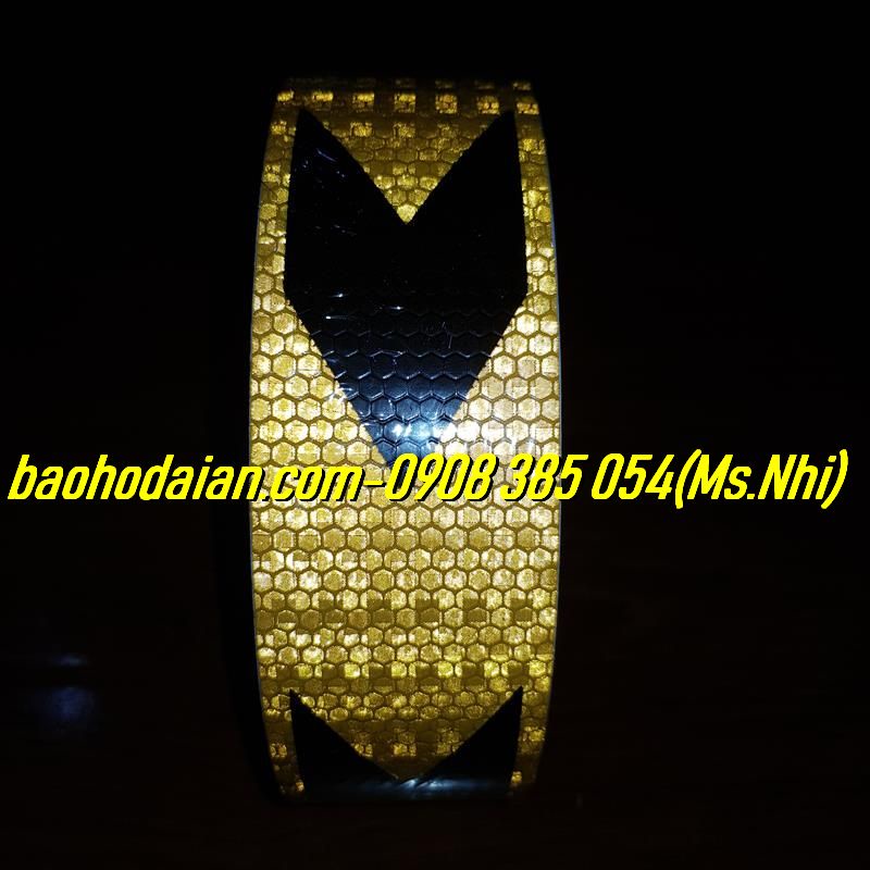 Băng keo phản quang 3M hình mũi tên lớn -Dài 50M- Kèm ảnh thật