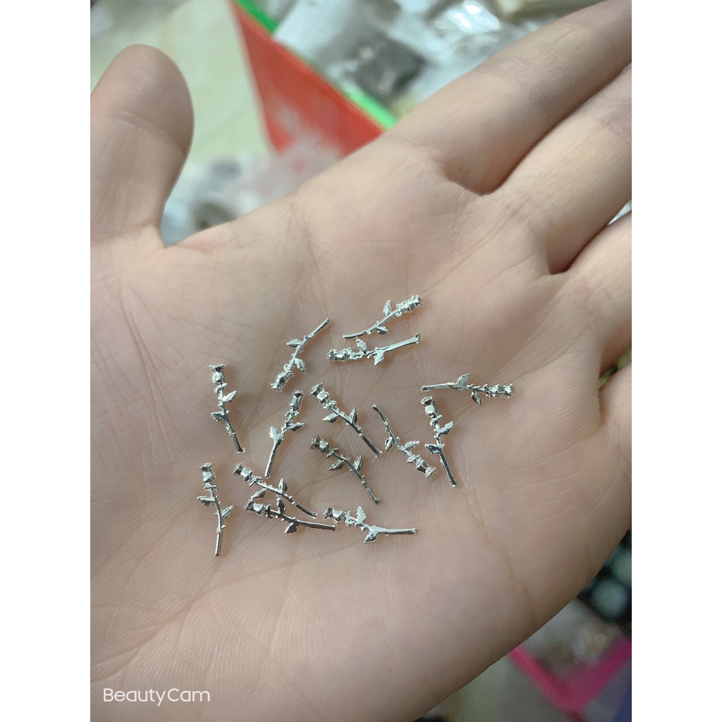 charrm hoa hồng trang trí nail