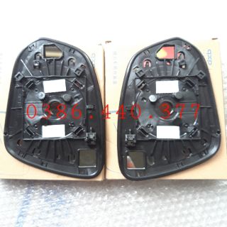 Mặt gương chiếu hậu Innova 14-17