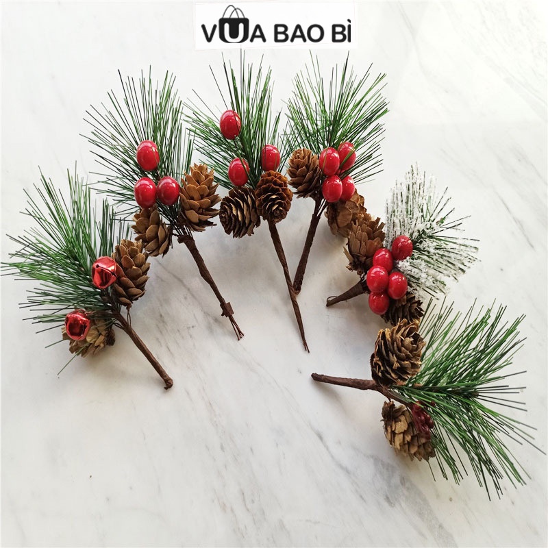 Set 5/10 cành thông trang trí -Vua Bao Bì, cành lá thông Noel quả đỏ DIY phụ kiện Noel