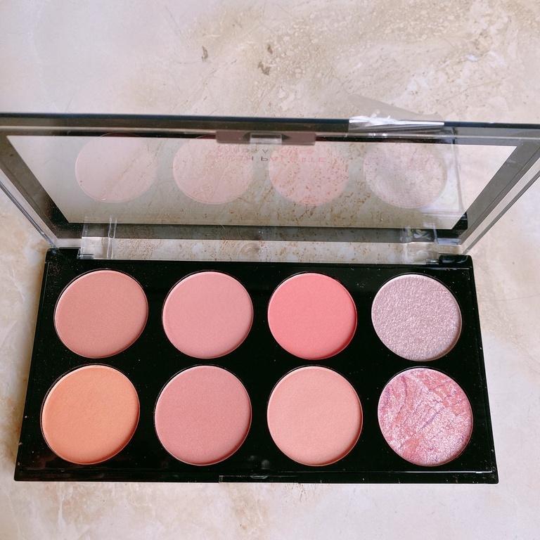 Bảng má hồng Revolution Ultra  8 ô Makeup  tạo khối, bắt sáng chuyên dùng makeup