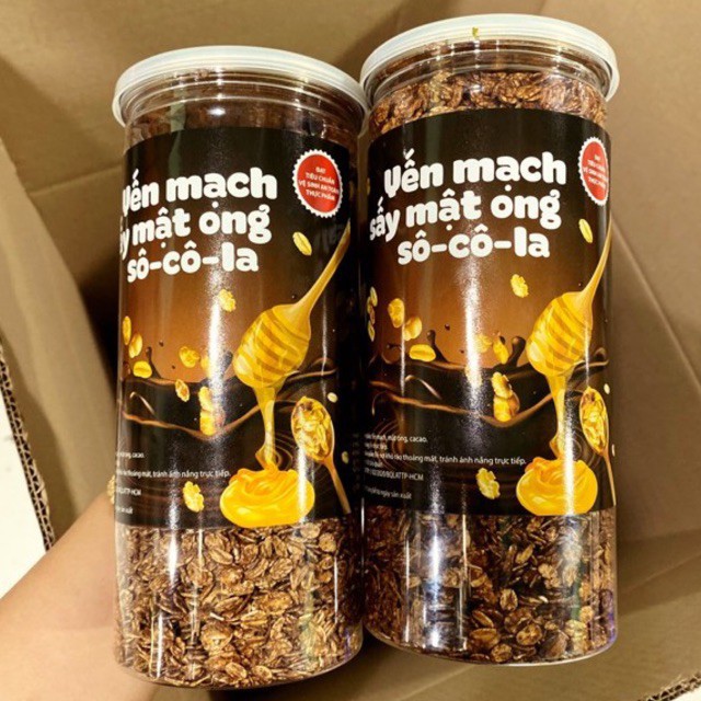 YẾN MẠCH TỰ CHỌN NƯỚNG MẬT ONG - MATCHA VÀ SÔCÔLA HỦ PET 500G - Trai Đẹp Snack