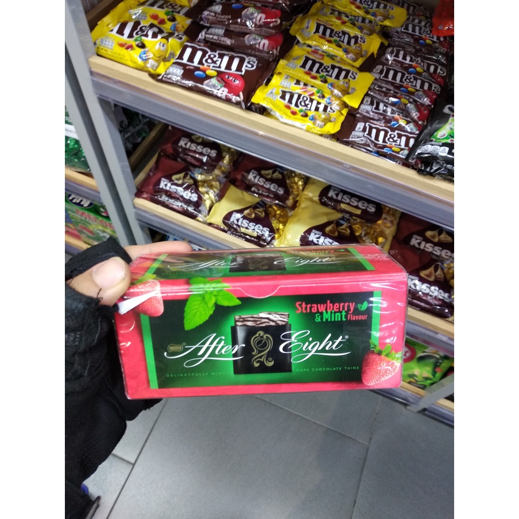 Socola Bạc Hà Wint Ép Mỏng After Eight Các Vị Cherry, Strawberry, Mojito hiệu Nestlé hộp 200g