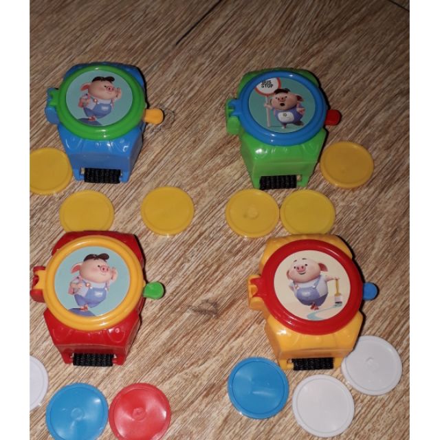 Sét 4 cái mô hình bắn đĩa đeo tay bằng nhựa