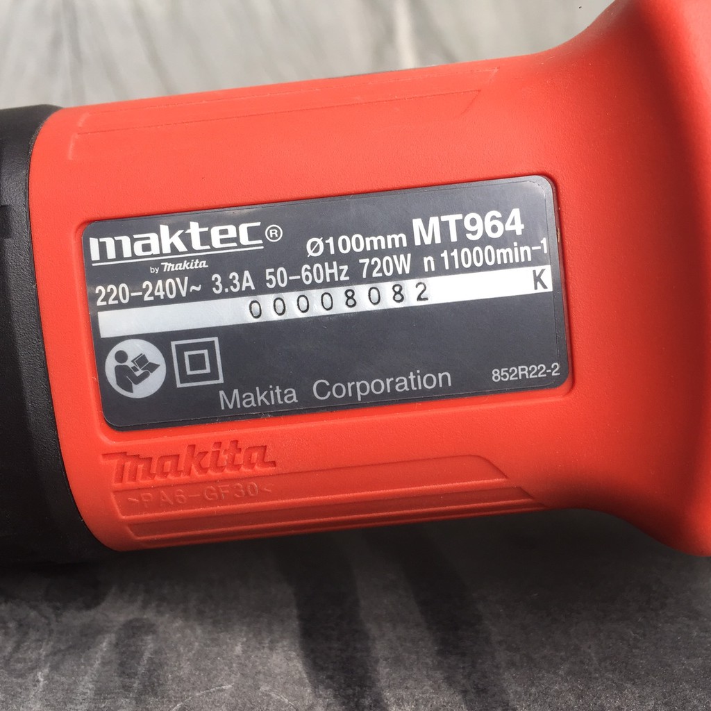 Máy mài góc Maktec MT964 100m - Công tắc thân 720W