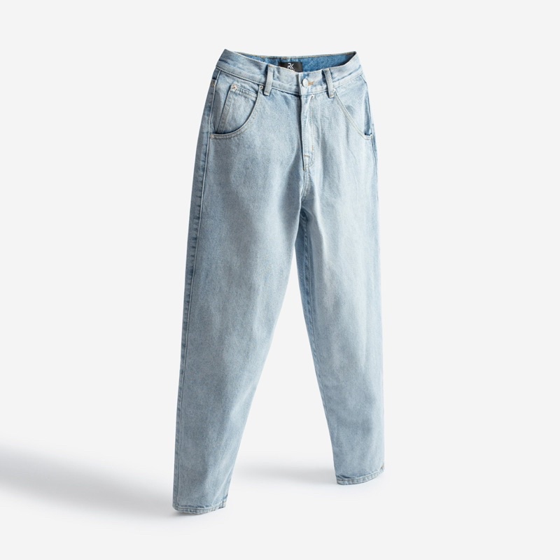 Quần Baggy Trơn Cloud thuộc thương hiệu Rocky Denim