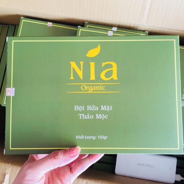 Bột rửa mặt thảo mộc Nia Organic